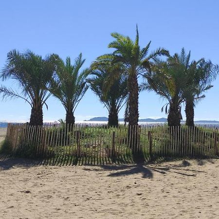 2 Chambres Cote Plage Et Aeroport Hyeres Exterior photo